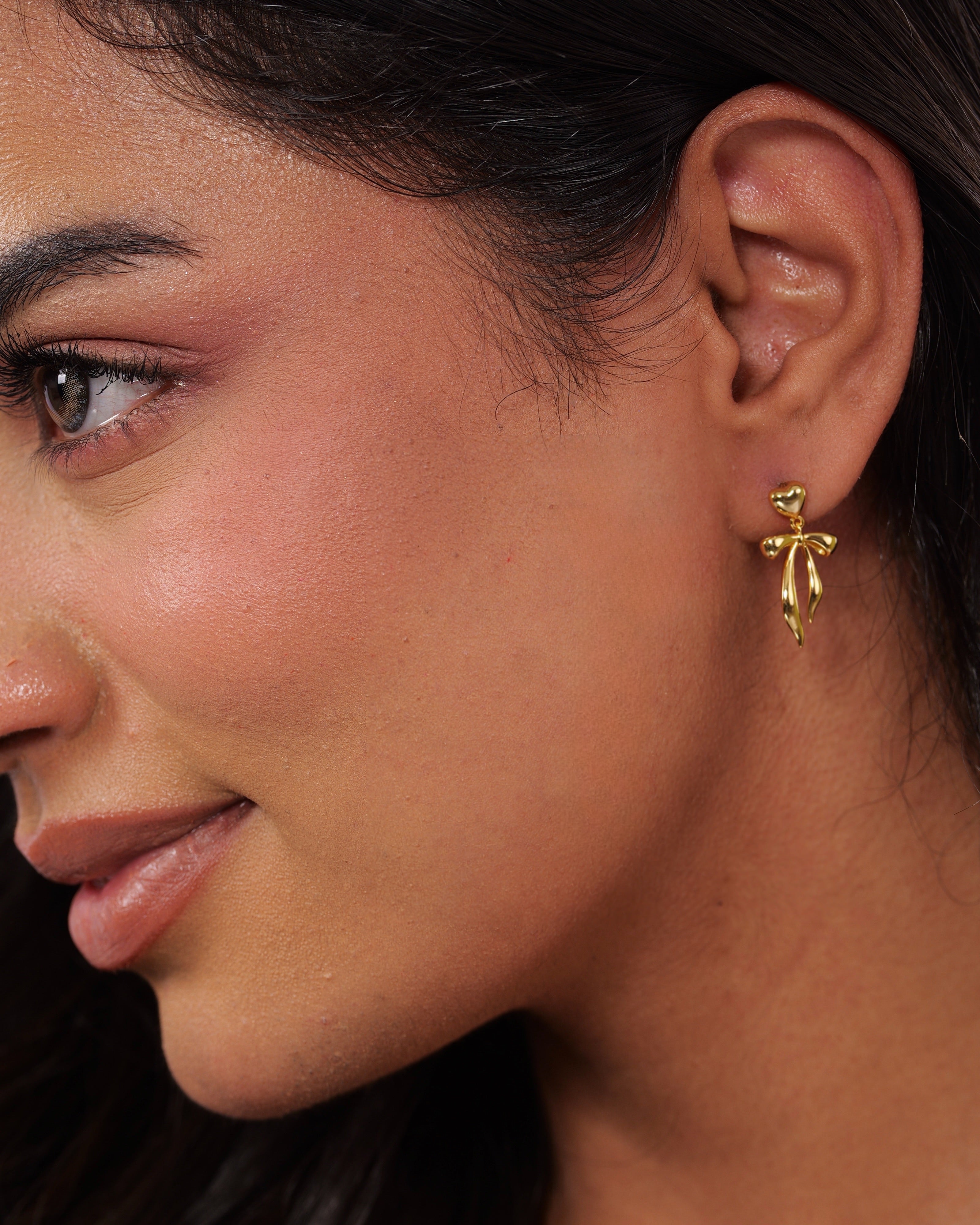 L'amour Heart & Bow Drop Earrings