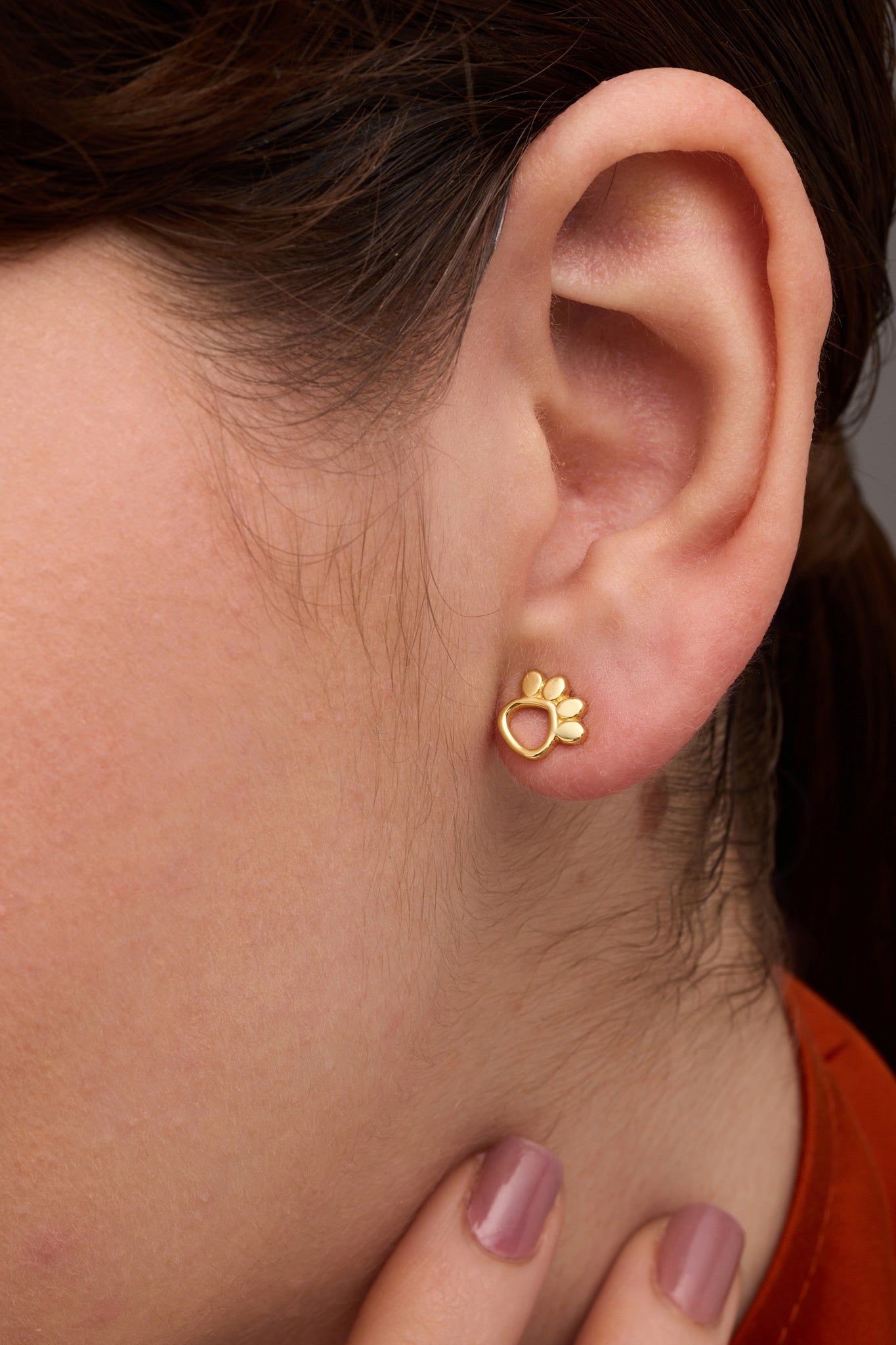 Trace Studs Earrings