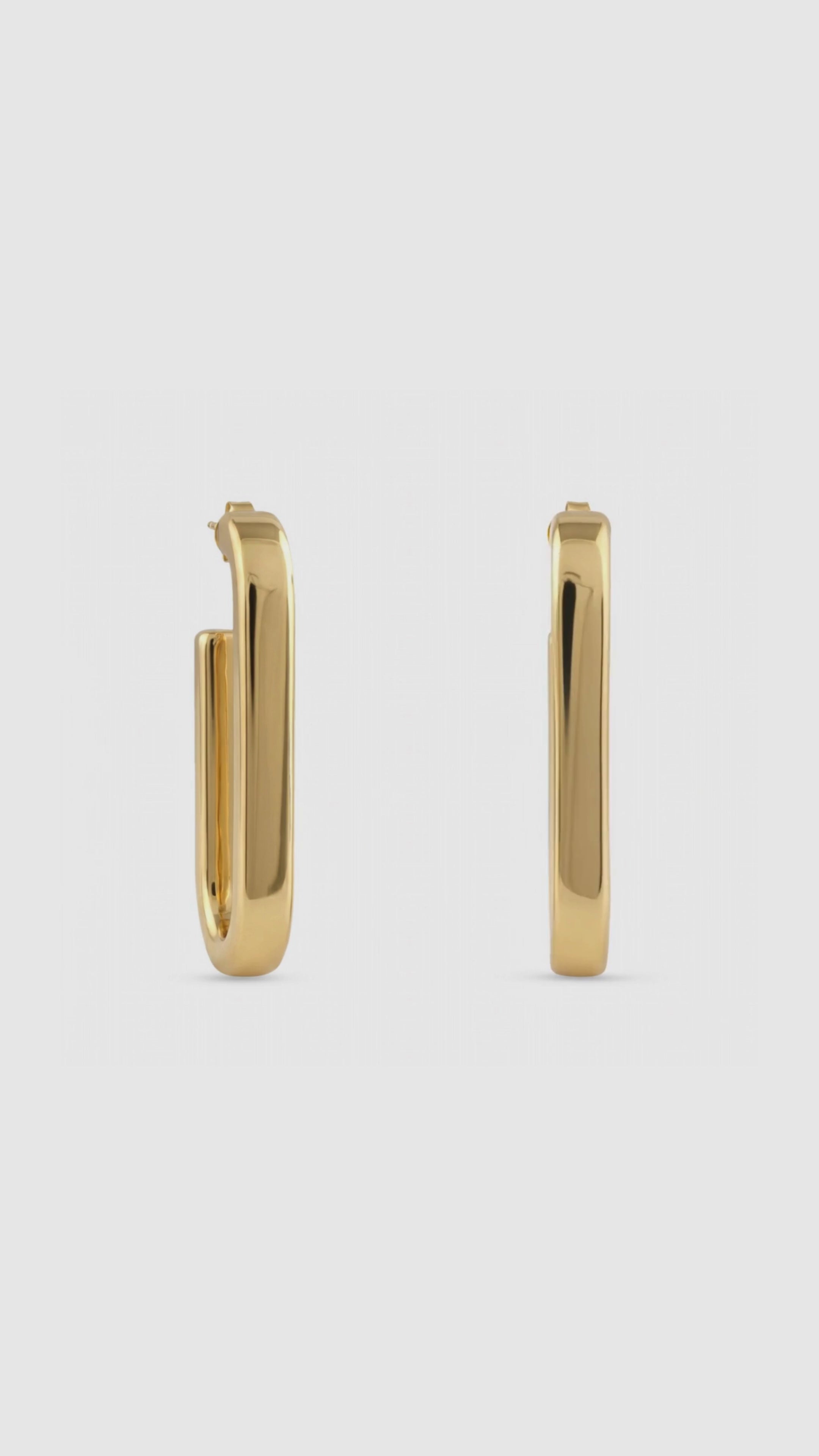 Video laden: The Staple Drops Earrings